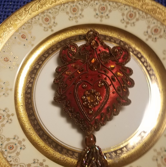 French dinner plates gold trim ornate holiday  set of 4 - Picture 2 of 6